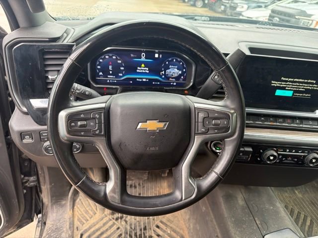 Used 2023 Chevrolet Silverado 1500 LT AWD/4WD image 23
