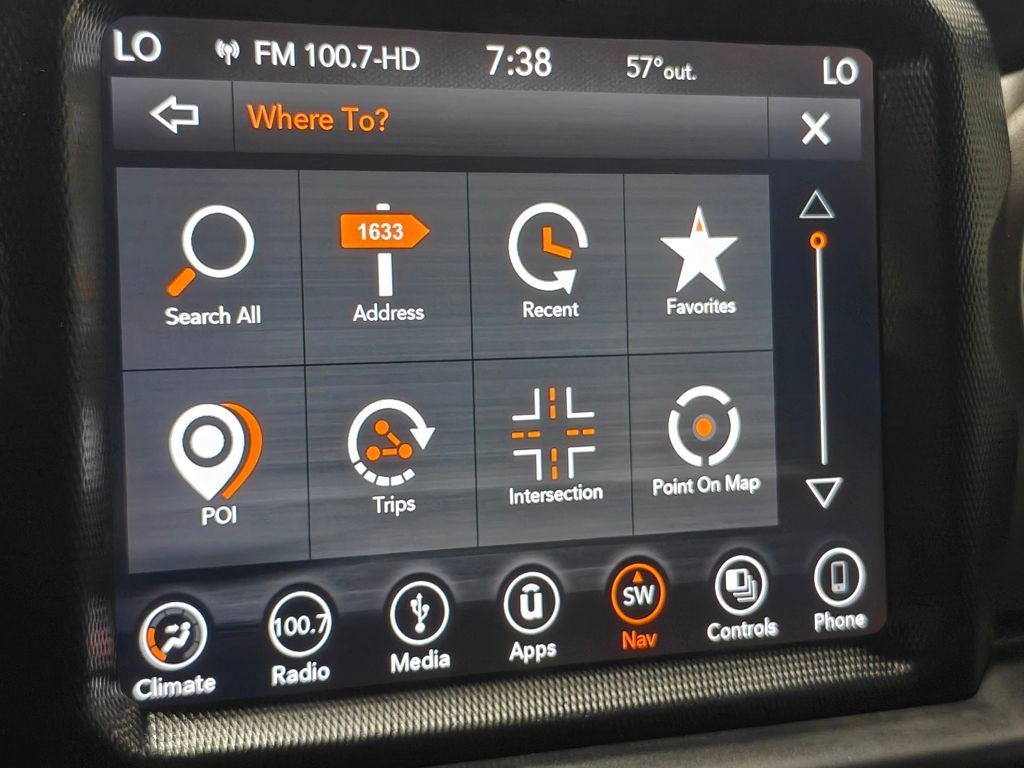 Used 2019 Jeep Wrangler Unlimited Sahara AWD/4WD image 31