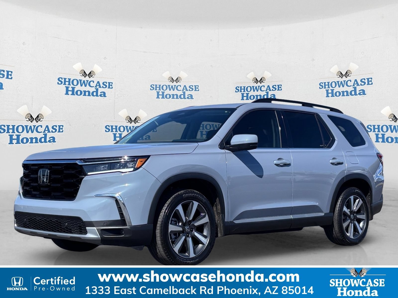 Certified 2025 Honda Pilot Touring image 1