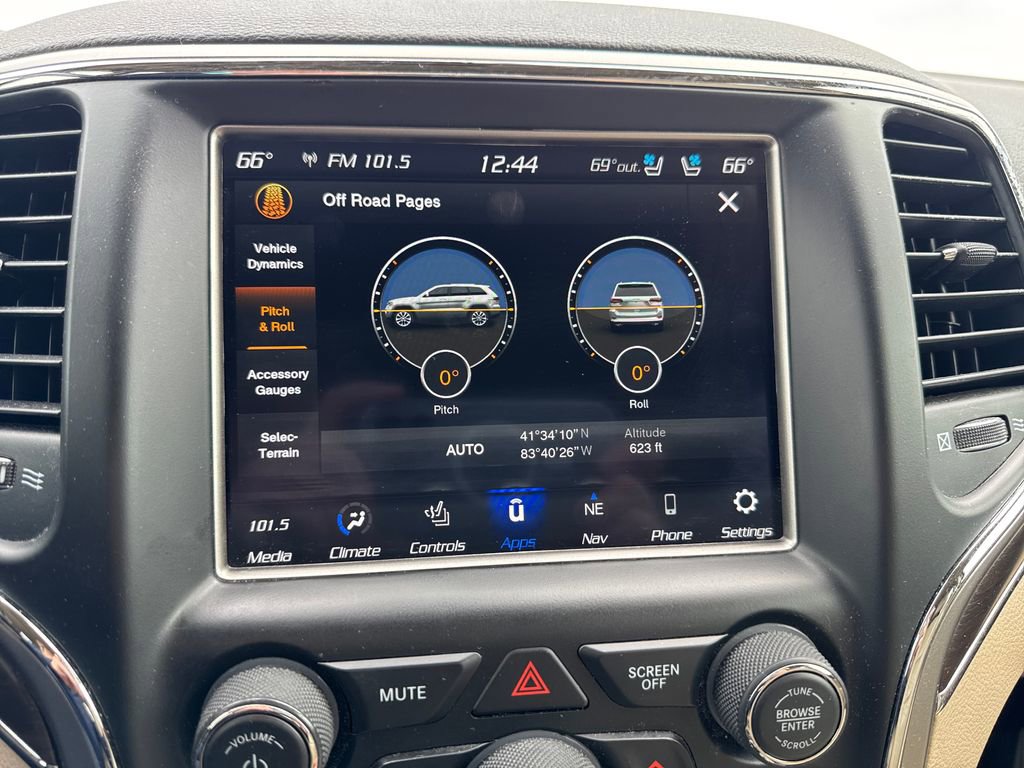 Used 2018 Jeep Grand Cherokee Limited w/ Luxury Group II image 29