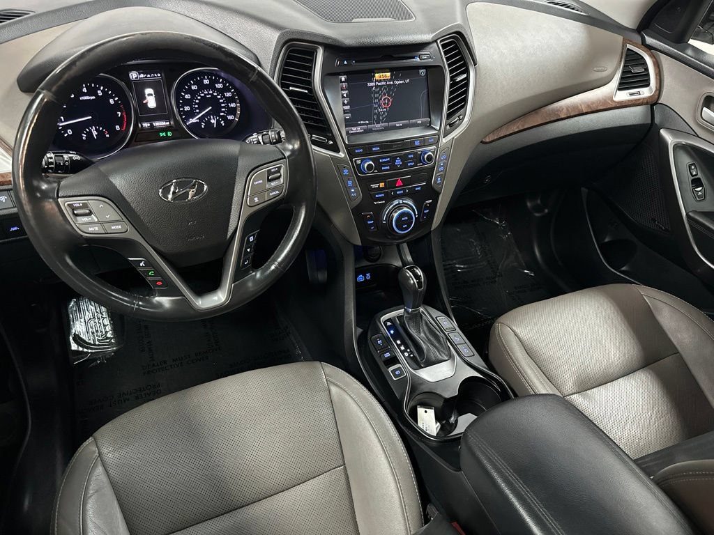 Used 2017 Hyundai Santa Fe Limited AWD/4WD image 13