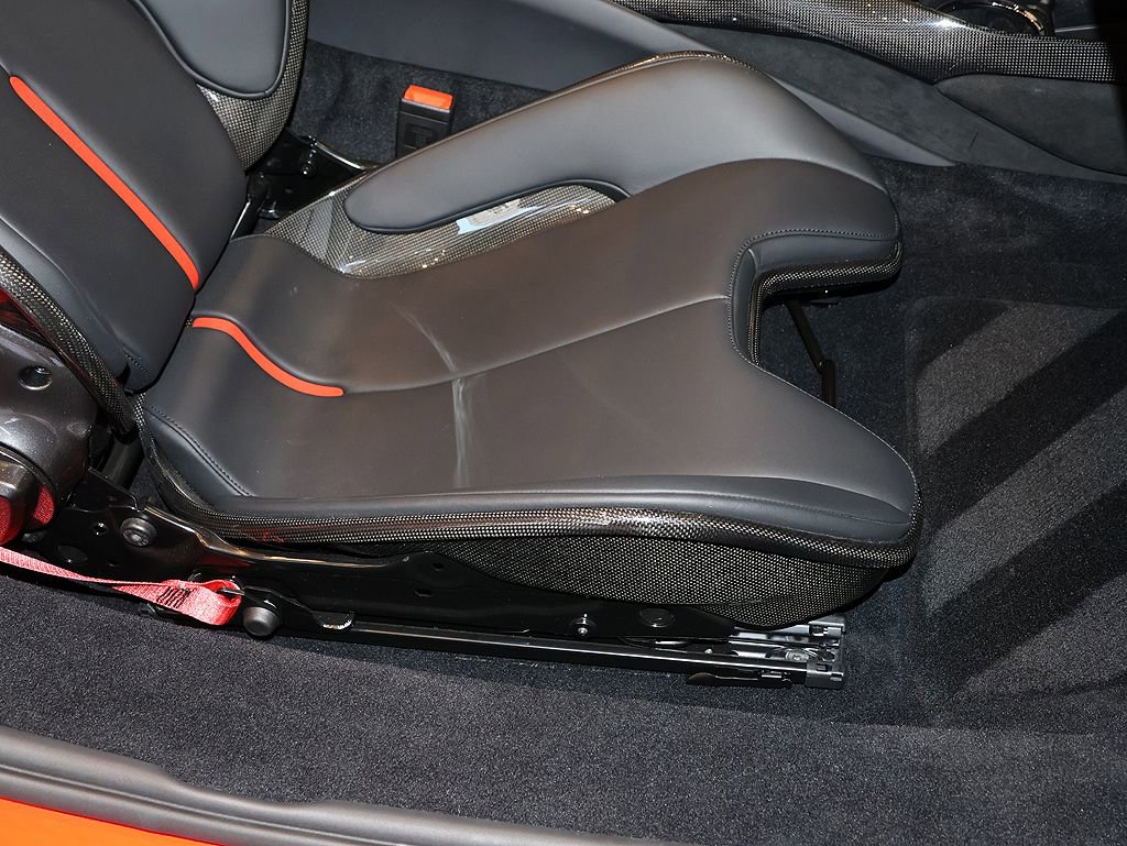 Certified 2023 Ferrari 296 GTS image 33