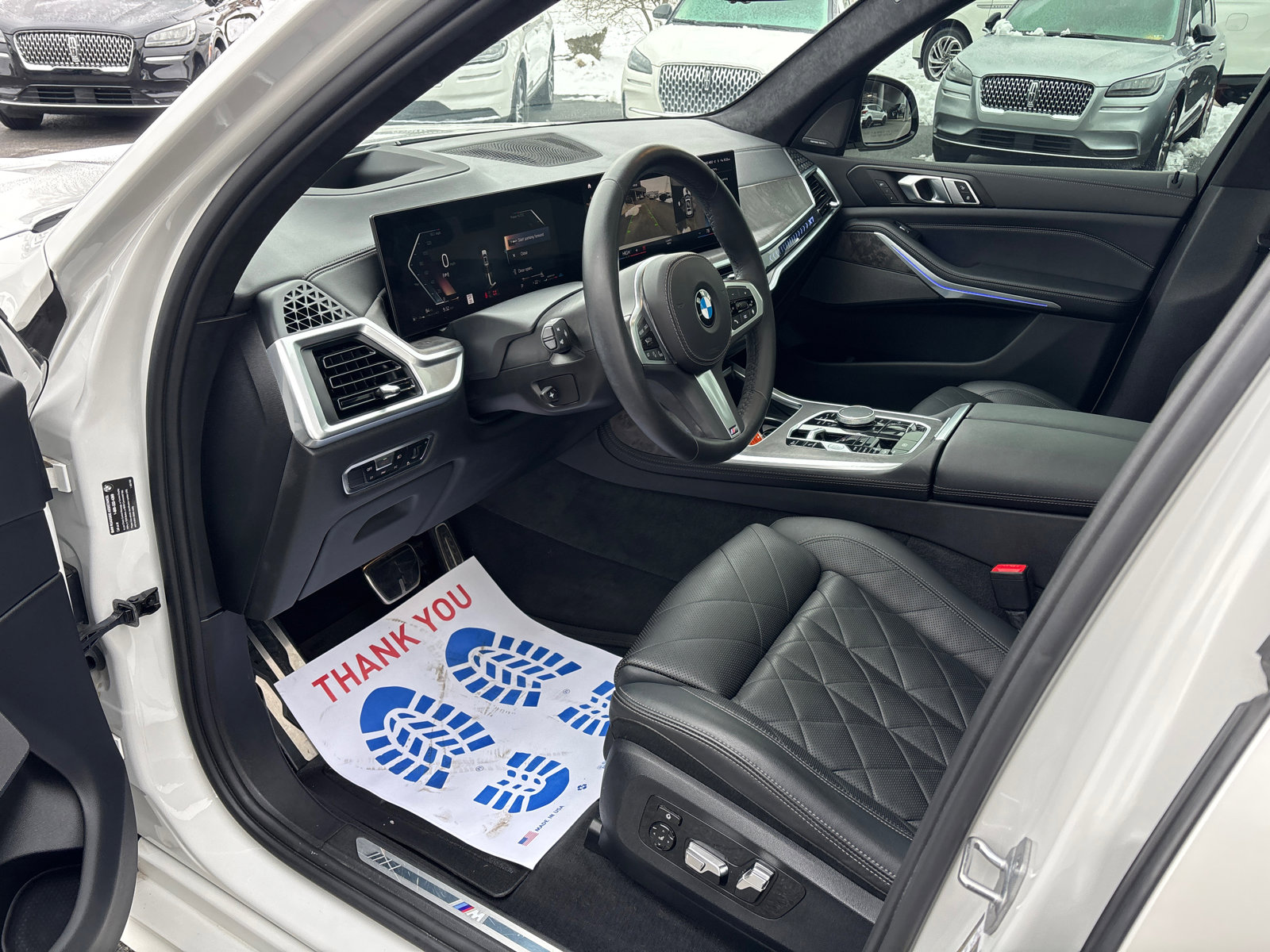 Used 2023 BMW X7 xDrive40i w/ M Sport Package image 24