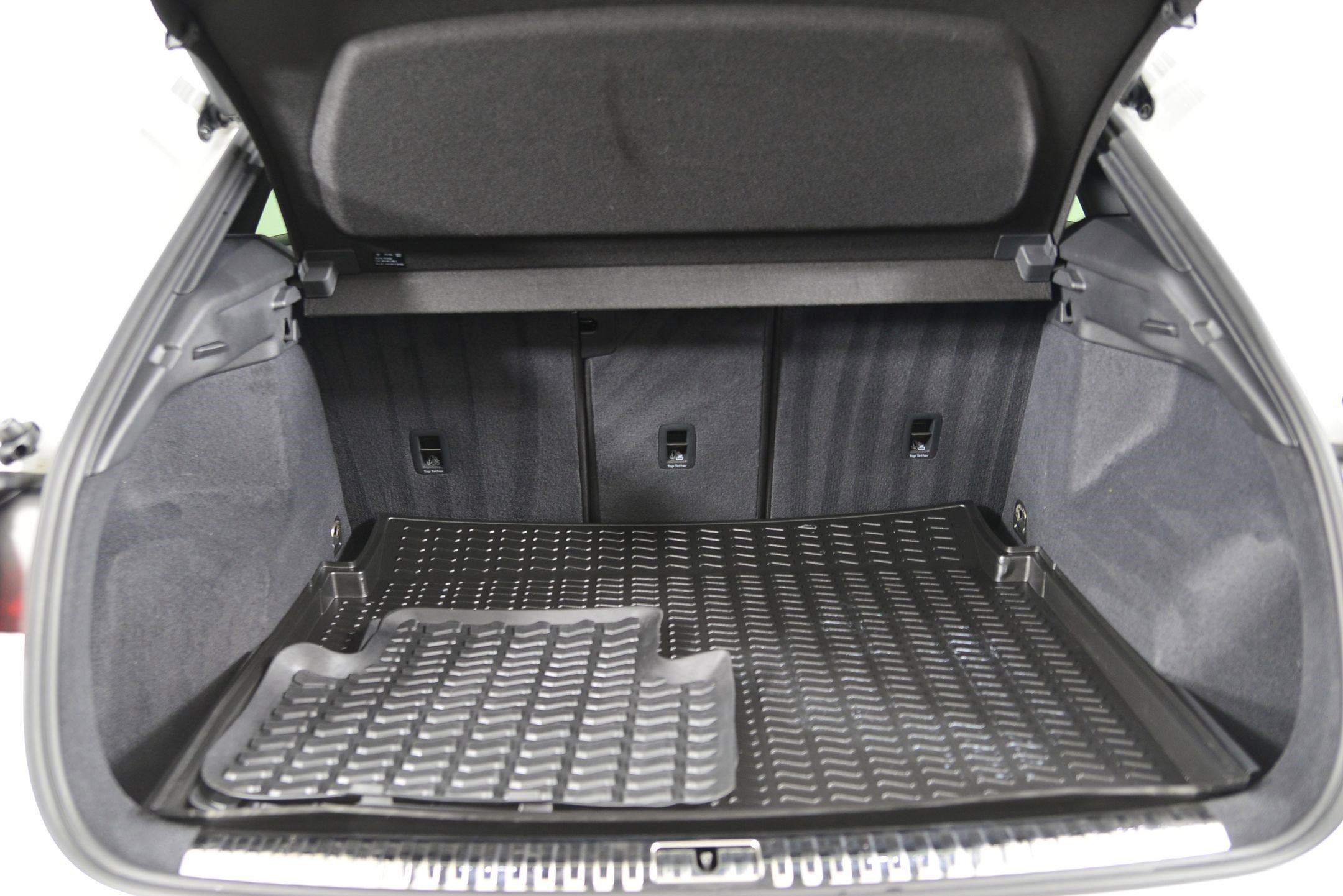 Certified 2021 Audi Q3 2.0T Premium w/ Convenience Package image 22