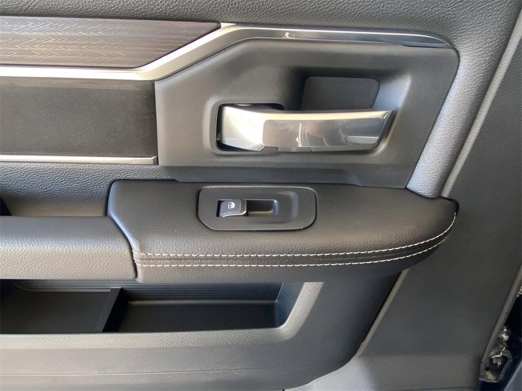 New 2026 RAM 2500 Laramie w/ Night Edition image 21