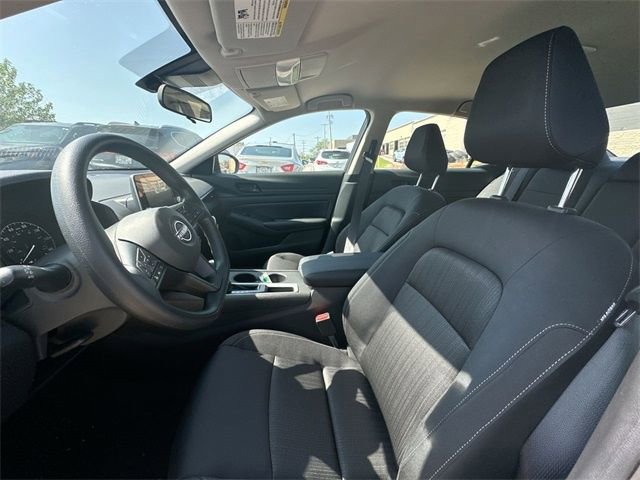 Used 2025 Nissan Altima 2.5 S image 21