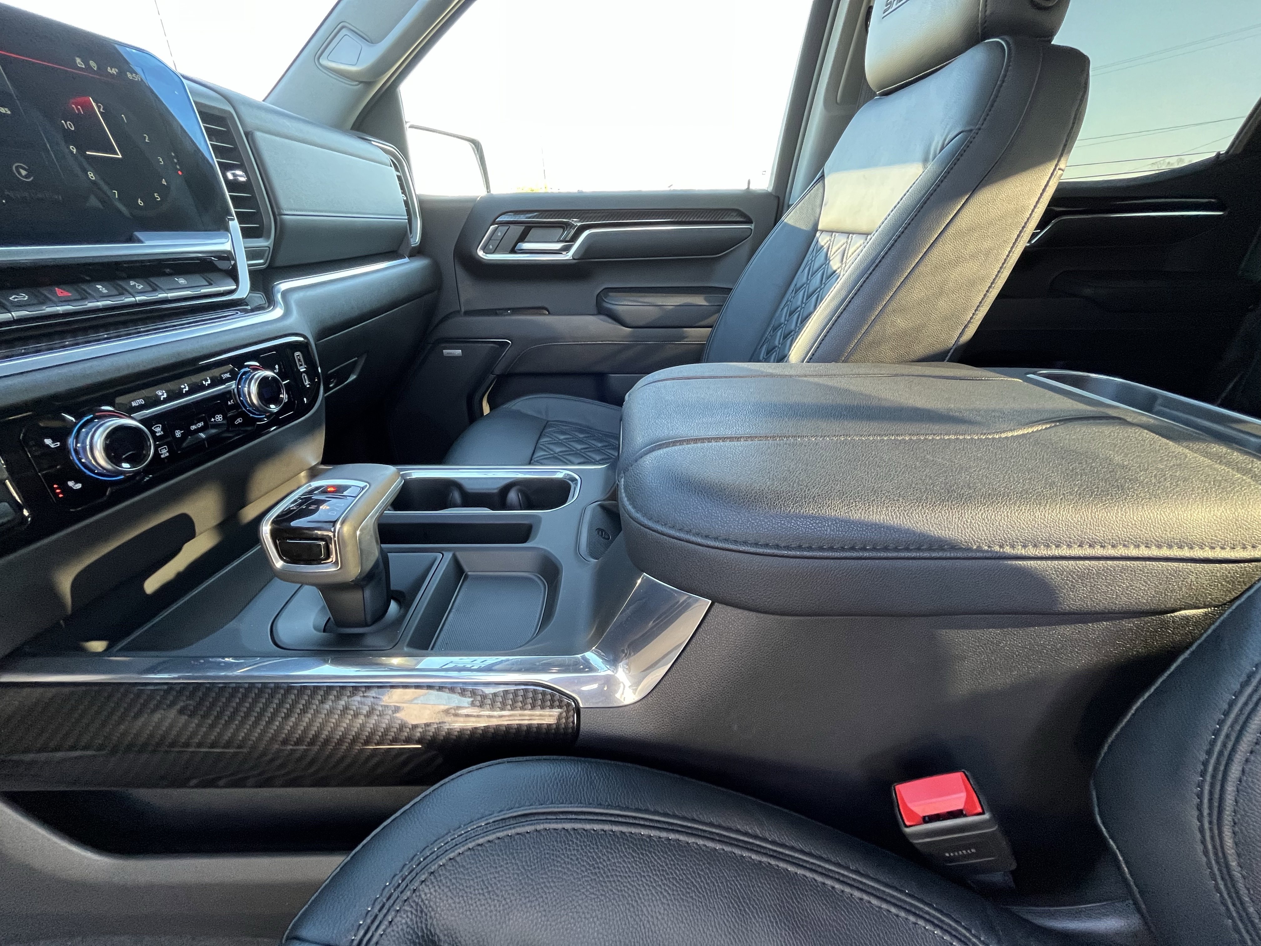 Used 2023 GMC Sierra 1500 Elevation w/ Preferred Package image 26