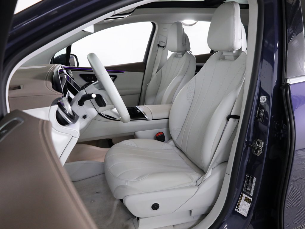 Certified 2023 Mercedes-Benz EQE 350+ 4MATIC SUV w/ Exclusive Trim Package image 31