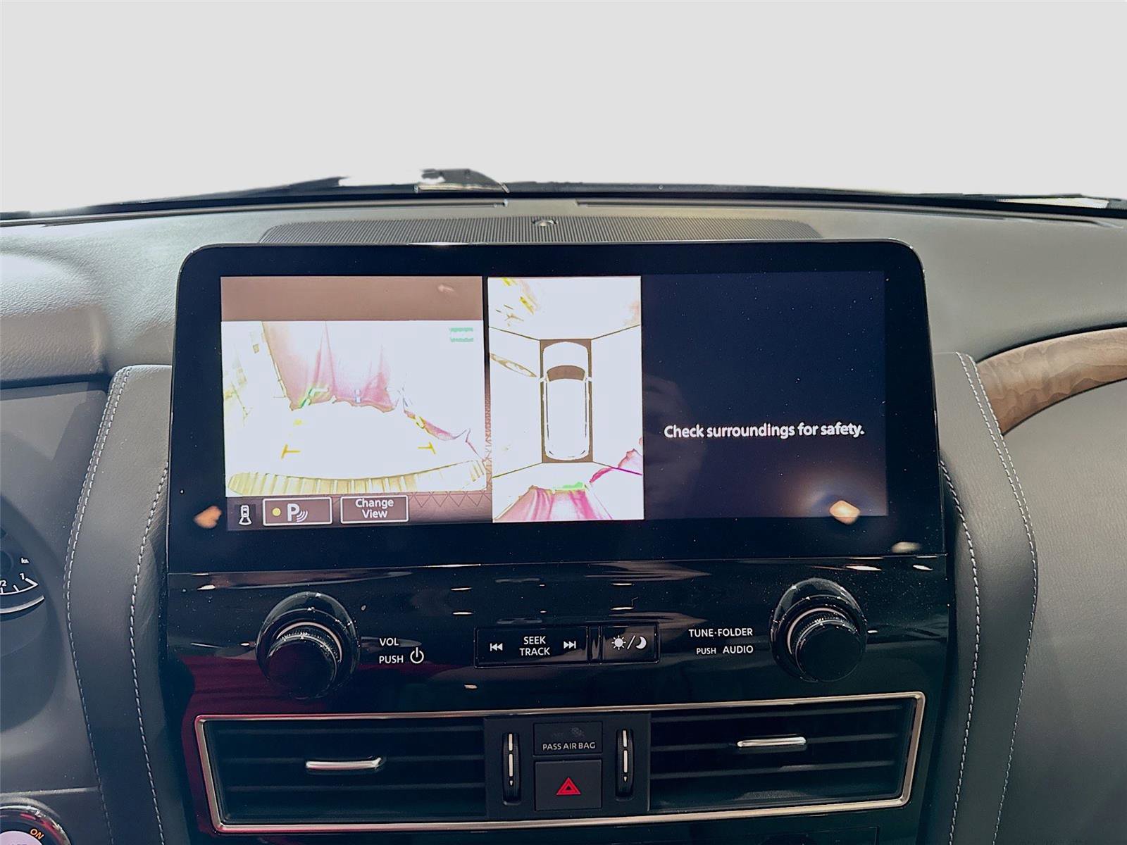 Used 2023 Nissan Armada SL w/ Cargo Package image 10