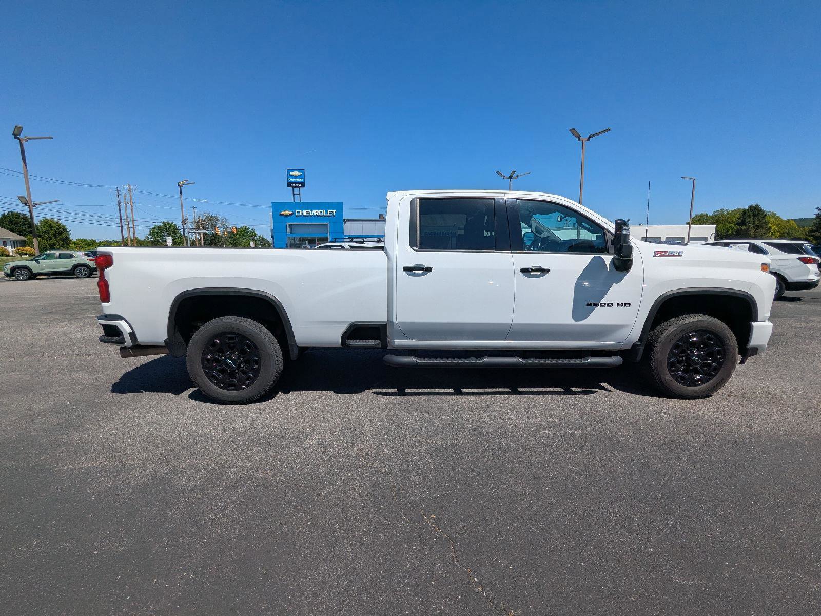 Used 2022 Chevrolet Silverado 2500 LTZ w/ LTZ Plus Package AWD/4WD image 8