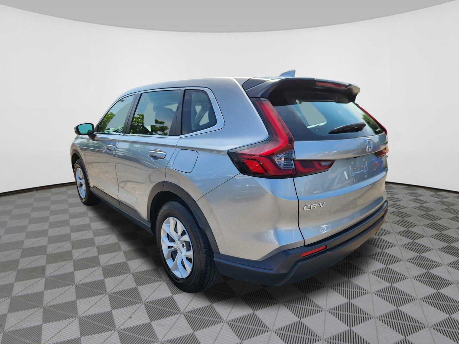 Certified 2023 Honda CR-V LX image 3
