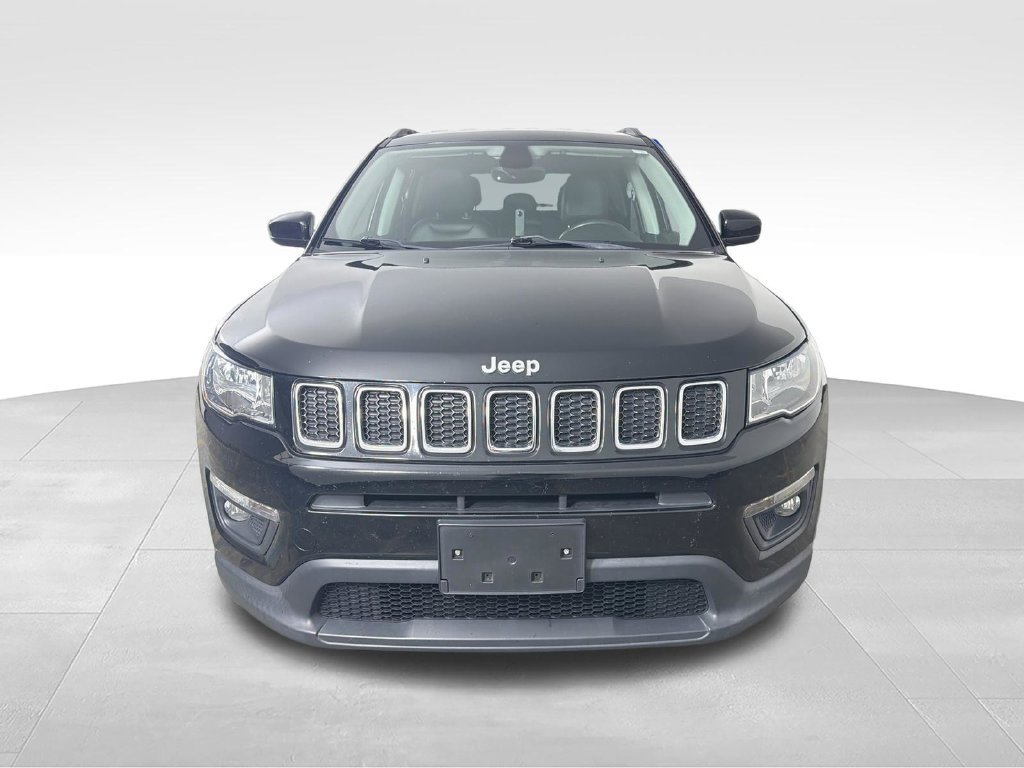 Used 2018 Jeep Compass Latitude w/ Popular Equipment Group AWD/4WD image 10
