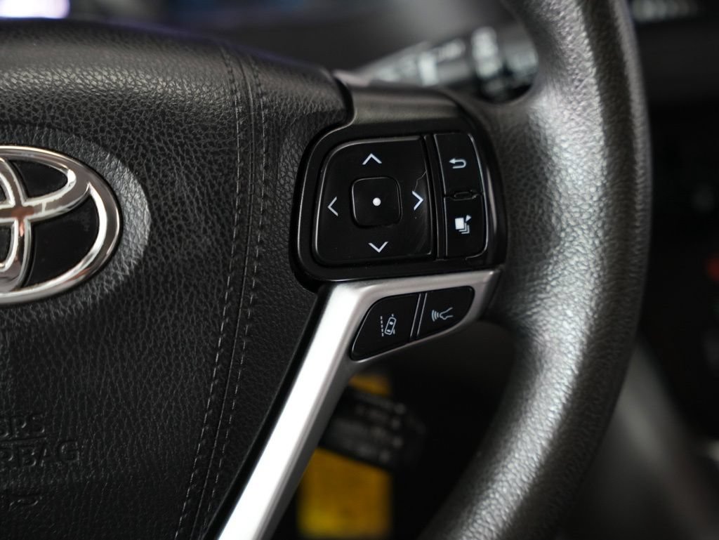 Used 2020 Toyota Sienna LE FWD image 13