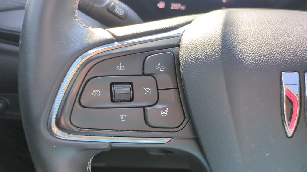 Used 2024 Buick Encore GX Avenir w/ Avenir Convenience Package FWD image 24