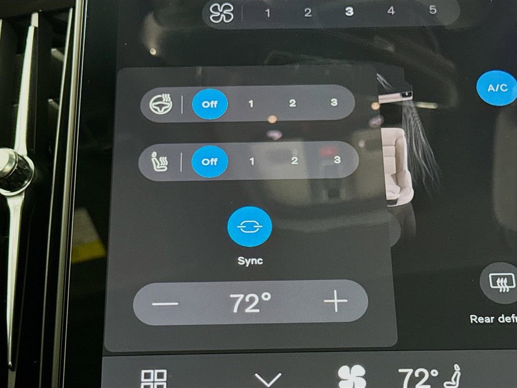 New 2026 Volvo XC90 B6 Plus w/ Protection Package Premier image 20