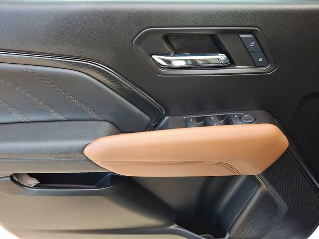 Used 2024 GMC Canyon AT4 image 14