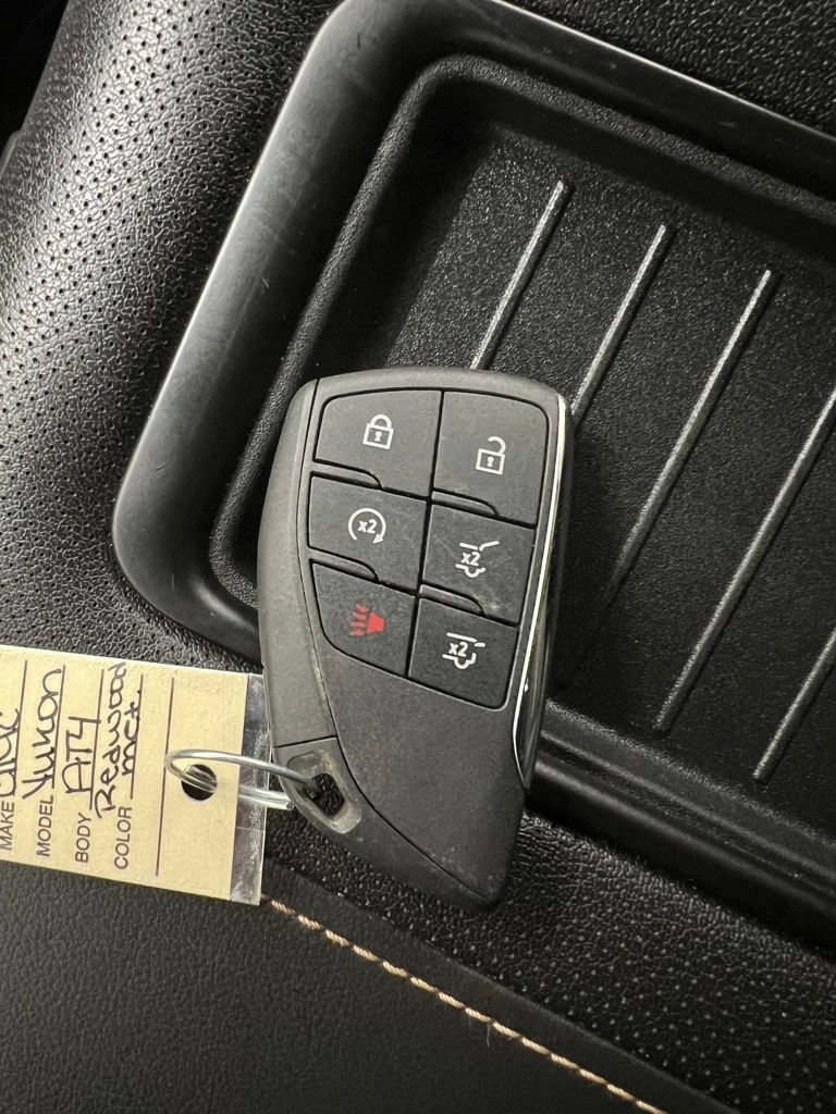 Used 2023 GMC Yukon AT4 AWD/4WD image 29