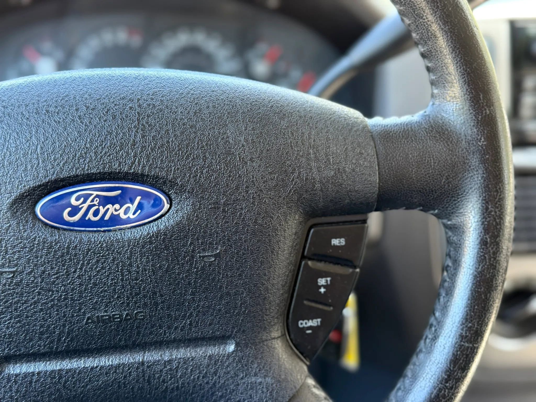 Used 2005 Ford Explorer Sport XLT image 27