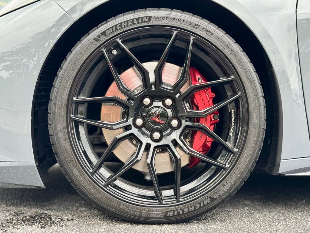 Used 2025 Chevrolet Corvette Z06 w/ Battery Protection Package image 32