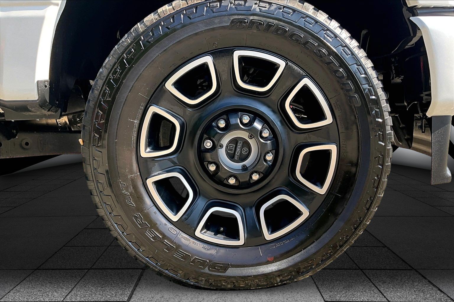 Used 2024 Ford F350 Platinum AWD/4WD image 8