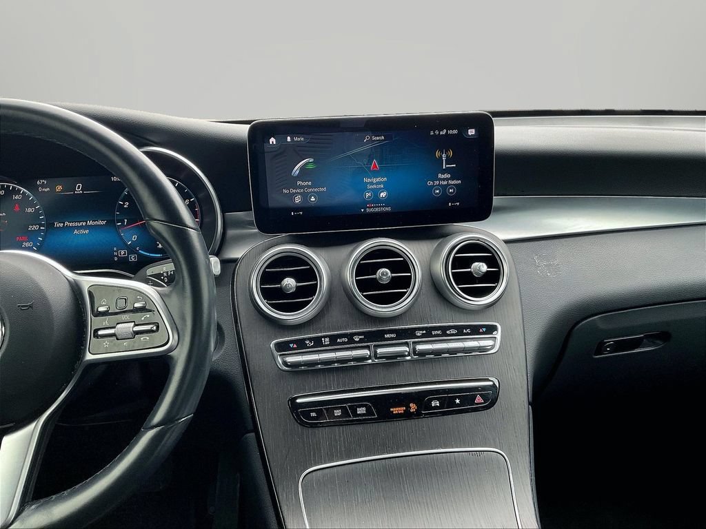 Used 2022 Mercedes-Benz GLC 300 4MATIC w/ Multimedia Package Lite image 11