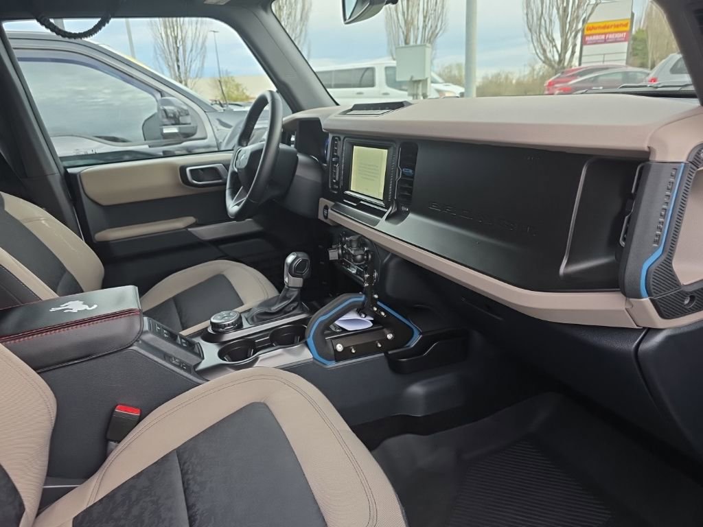 Used 2023 Ford Bronco Wildtrak image 8