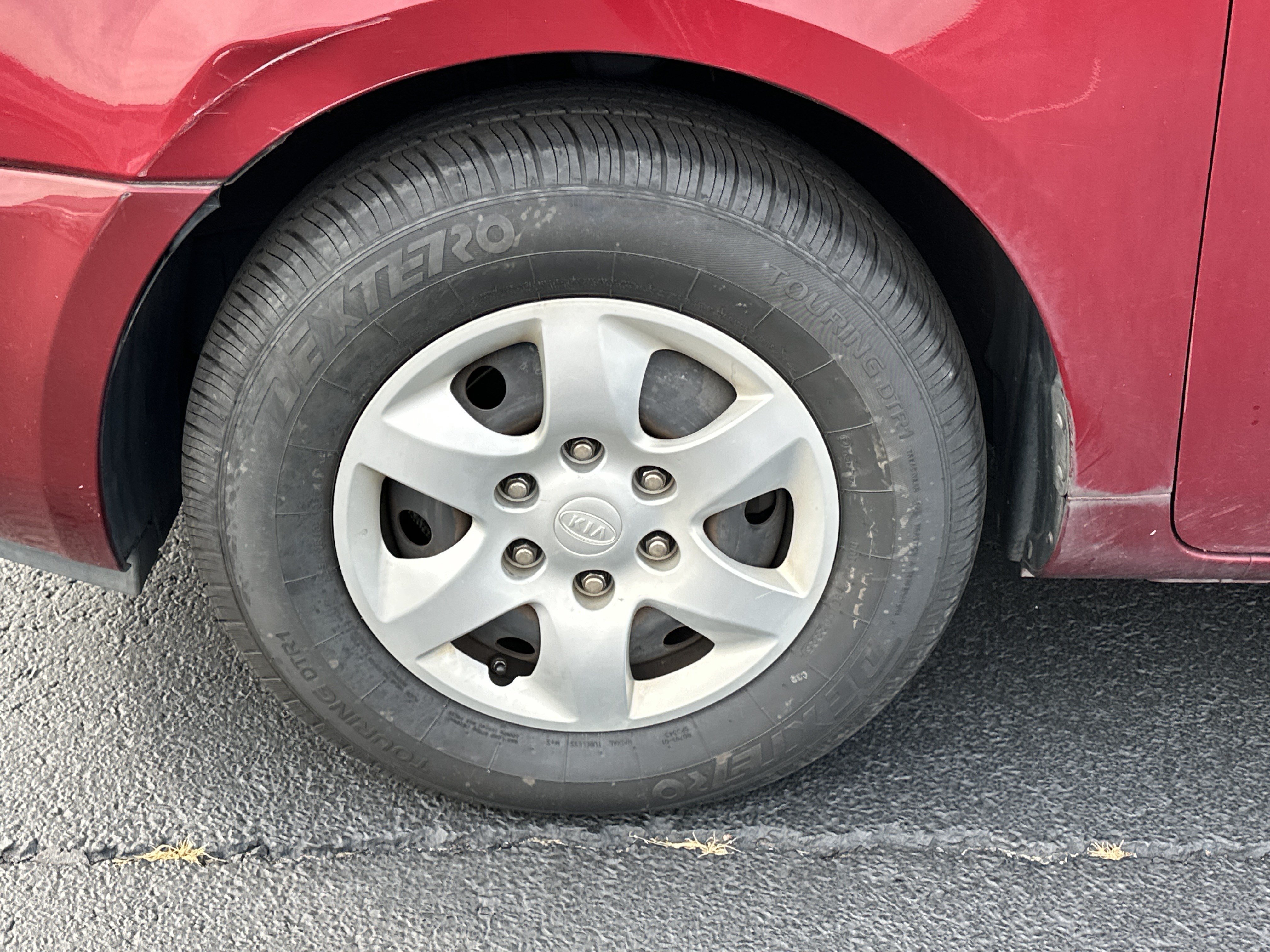 Used 2008 Kia Sedona LX FWD image 11
