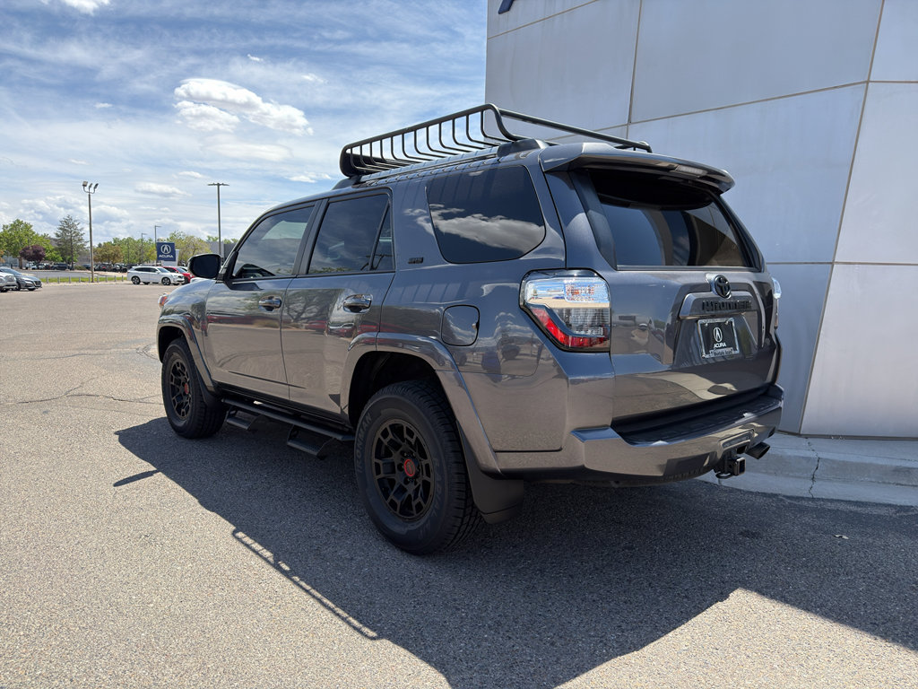 Used 2022 Toyota 4Runner SR5 w/ 4Runner Black Package (TMS) AWD/4WD image 7