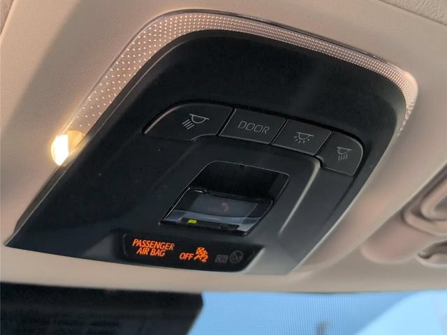 Used 2024 Toyota Corolla LE FWD image 28
