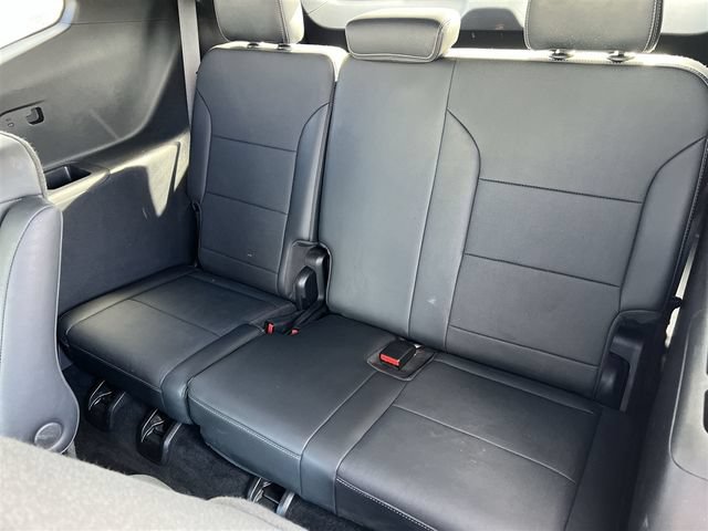 Certified 2025 Buick Enclave Preferred AWD/4WD image 26