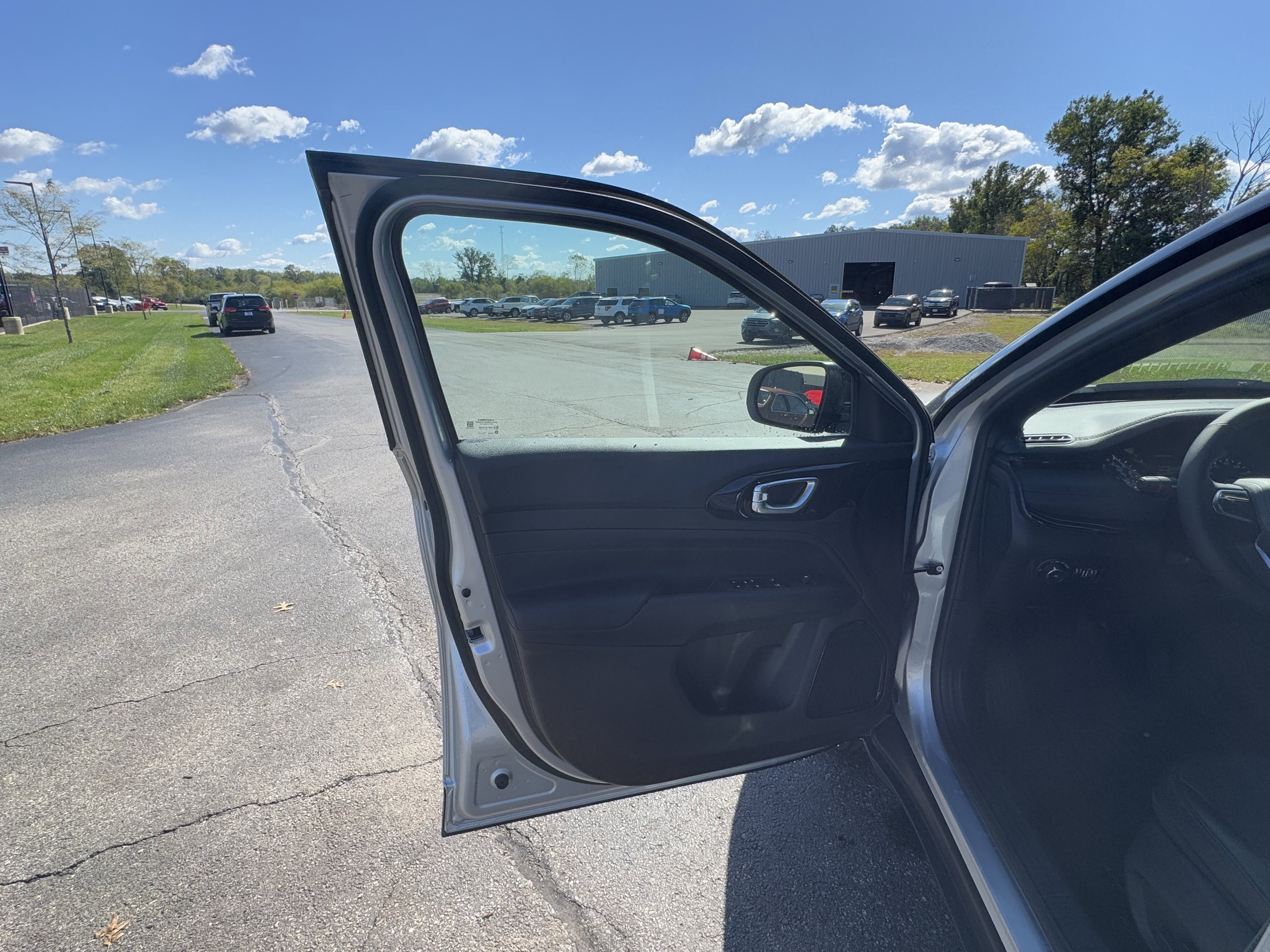 New 2026 Jeep Compass Limited image 11