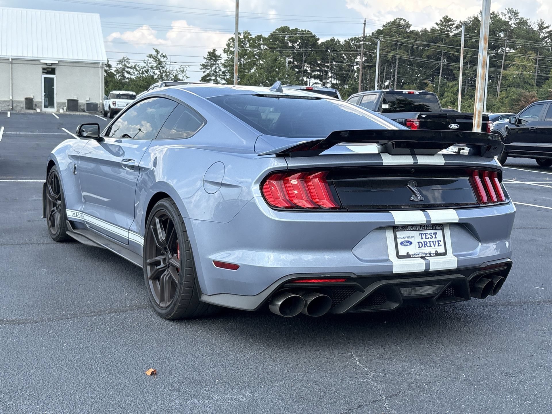 Used 2022 Ford Mustang Shelby GT500 w/ Technology Package RWD image 22