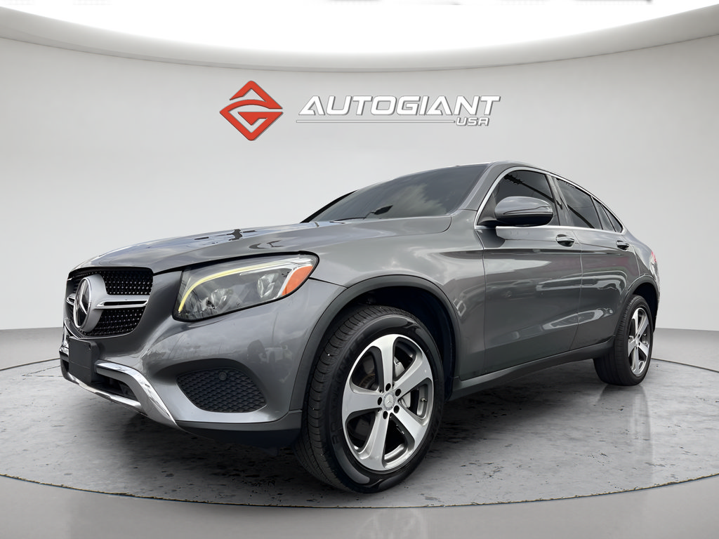 Used 2017 Mercedes-Benz GLC 300 4MATIC Coupe image 10
