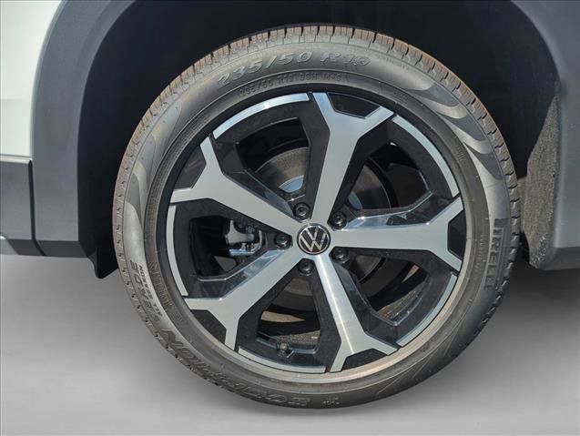 New 2026 Volkswagen Tiguan SE FWD image 12