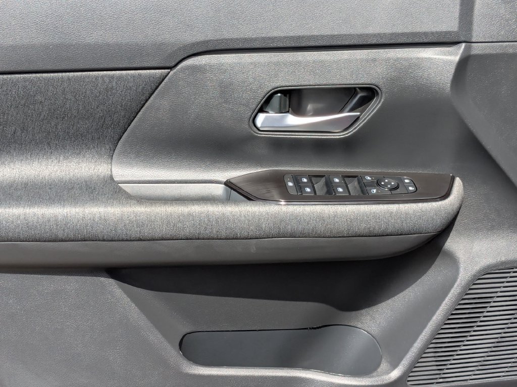 New 2026 Nissan Kicks SV w/ Cold Weather Package FWD image 11