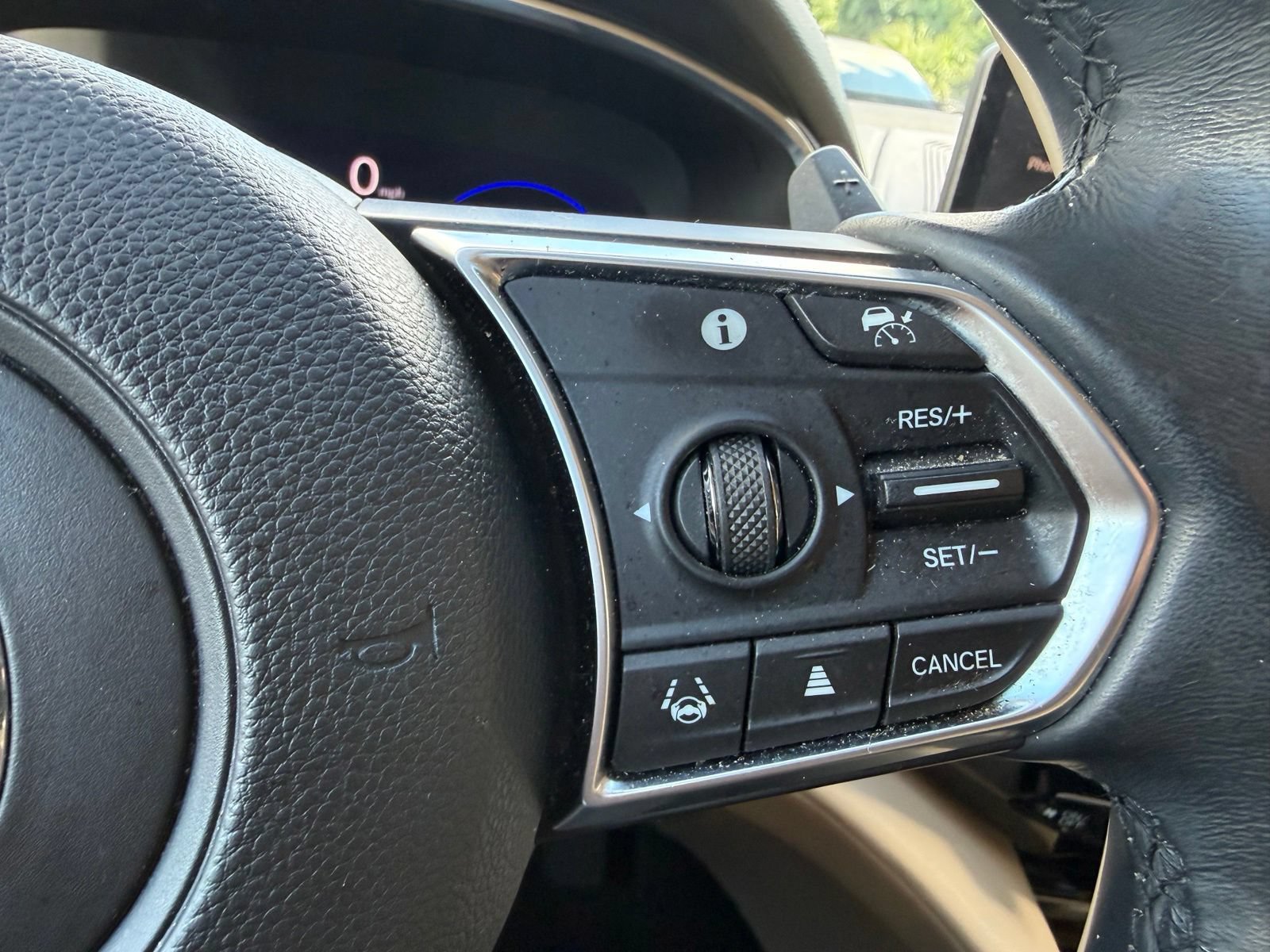 Used 2022 Acura MDX FWD image 14