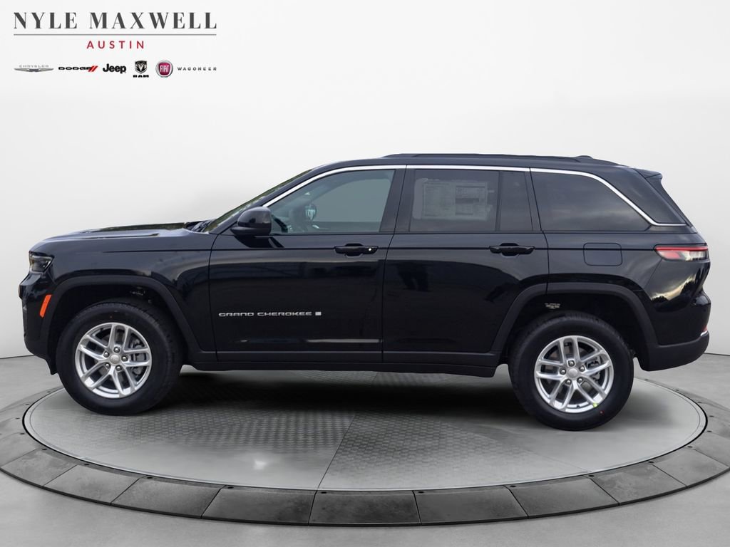 New 2025 Jeep Grand Cherokee Laredo RWD image 13