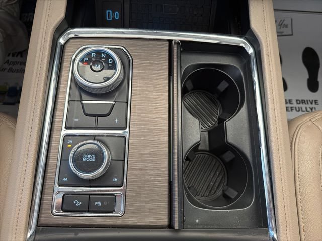 Used 2024 Ford Expedition Limited AWD/4WD image 21