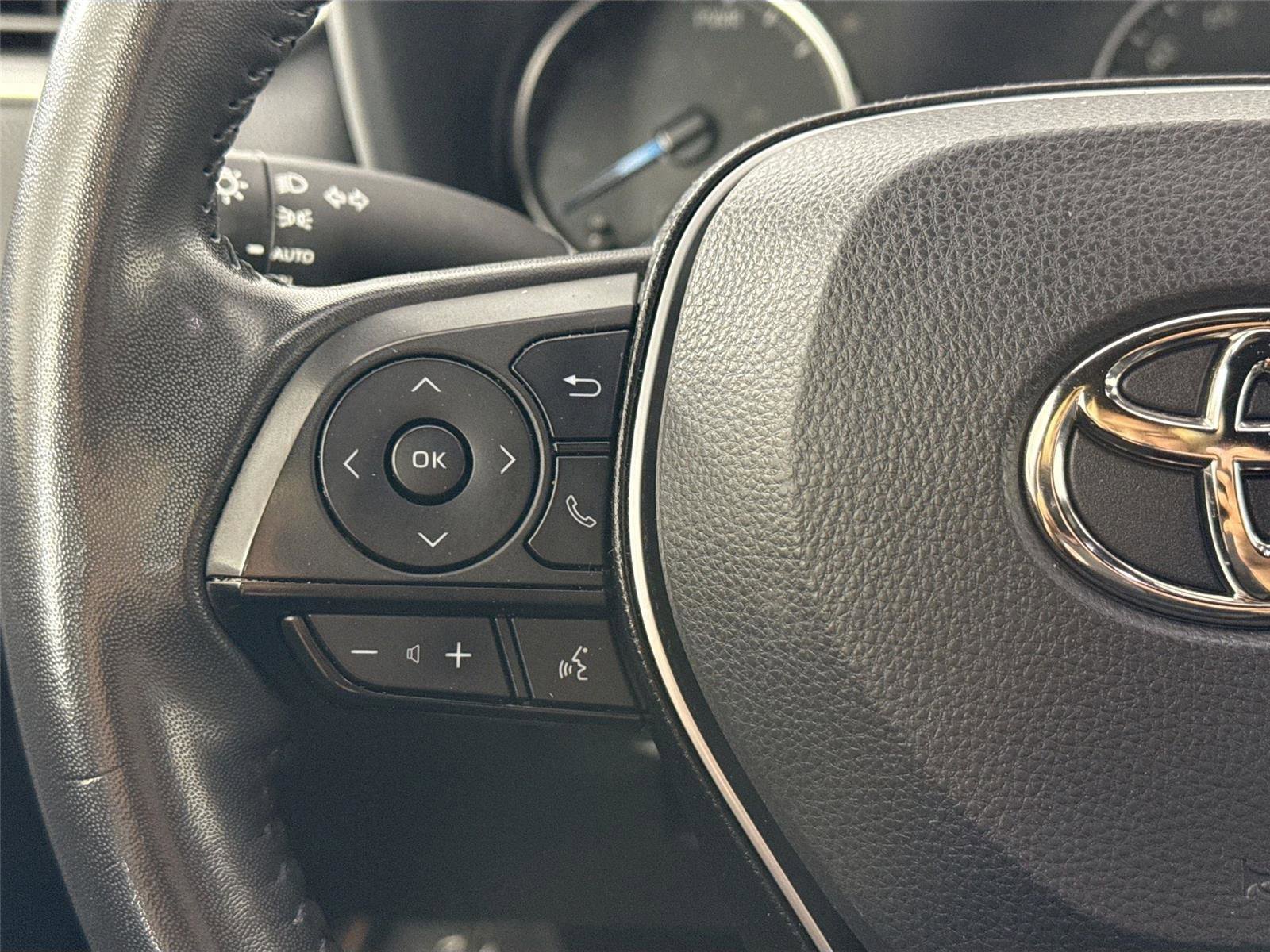 Certified 2022 Toyota RAV4 SE image 16