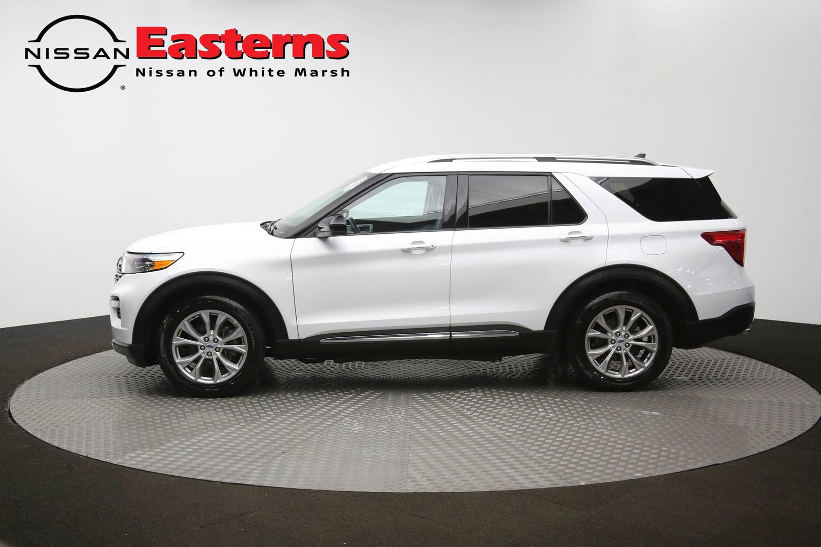 Used 2024 Ford Explorer Limited image 60
