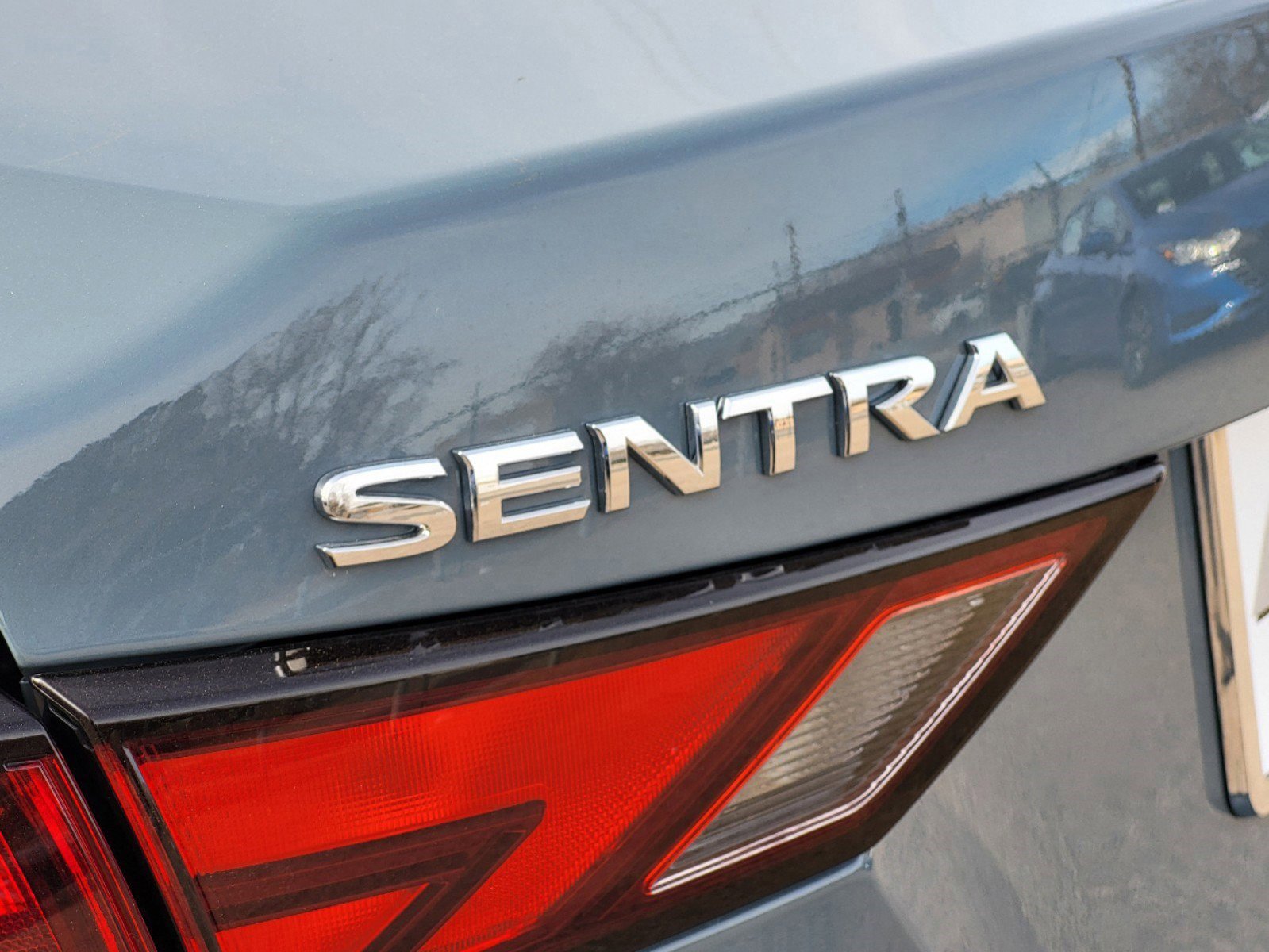 New 2025 Nissan Sentra SV image 8