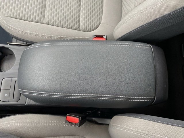 Used 2020 Ford Escape SE Sport image 34