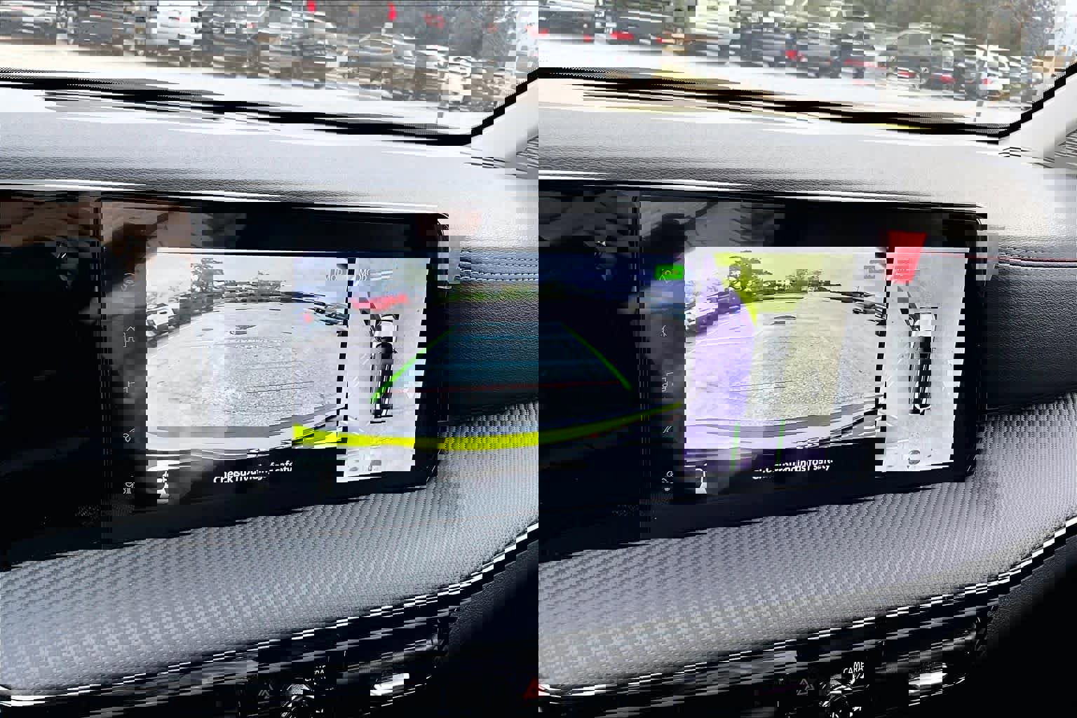 Used 2025 Nissan Kicks SR w/ Illumination Package image 26