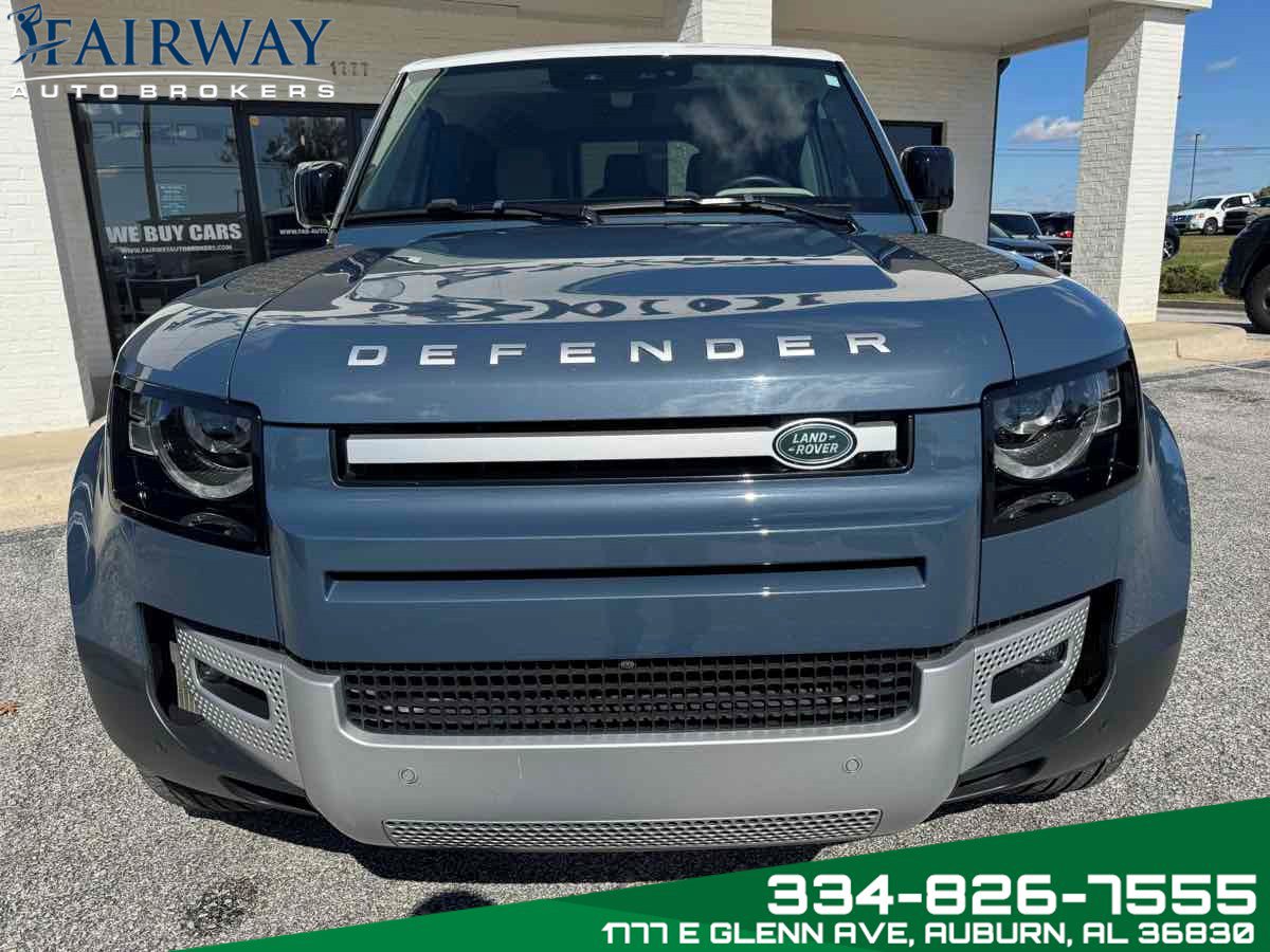 Used 2023 Land Rover Defender 110 SE AWD/4WD image 3