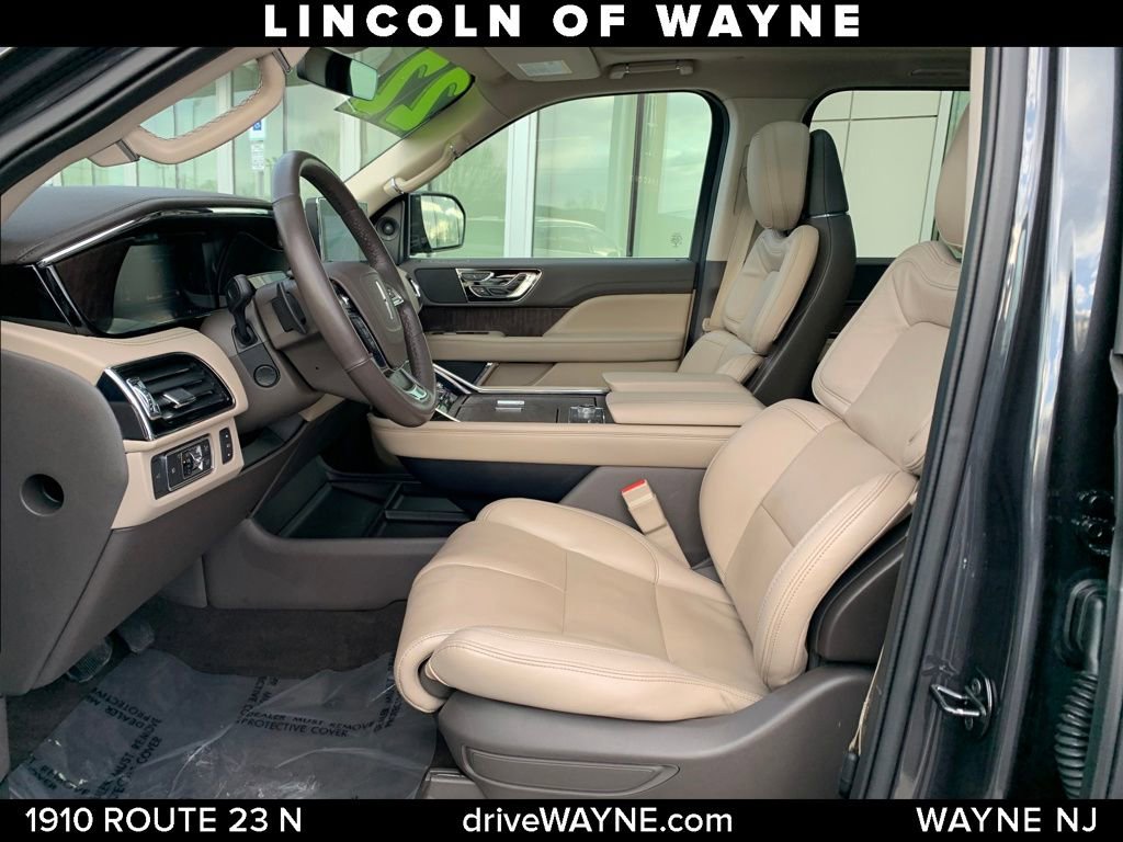Certified 2022 Lincoln Navigator Reserve image 11