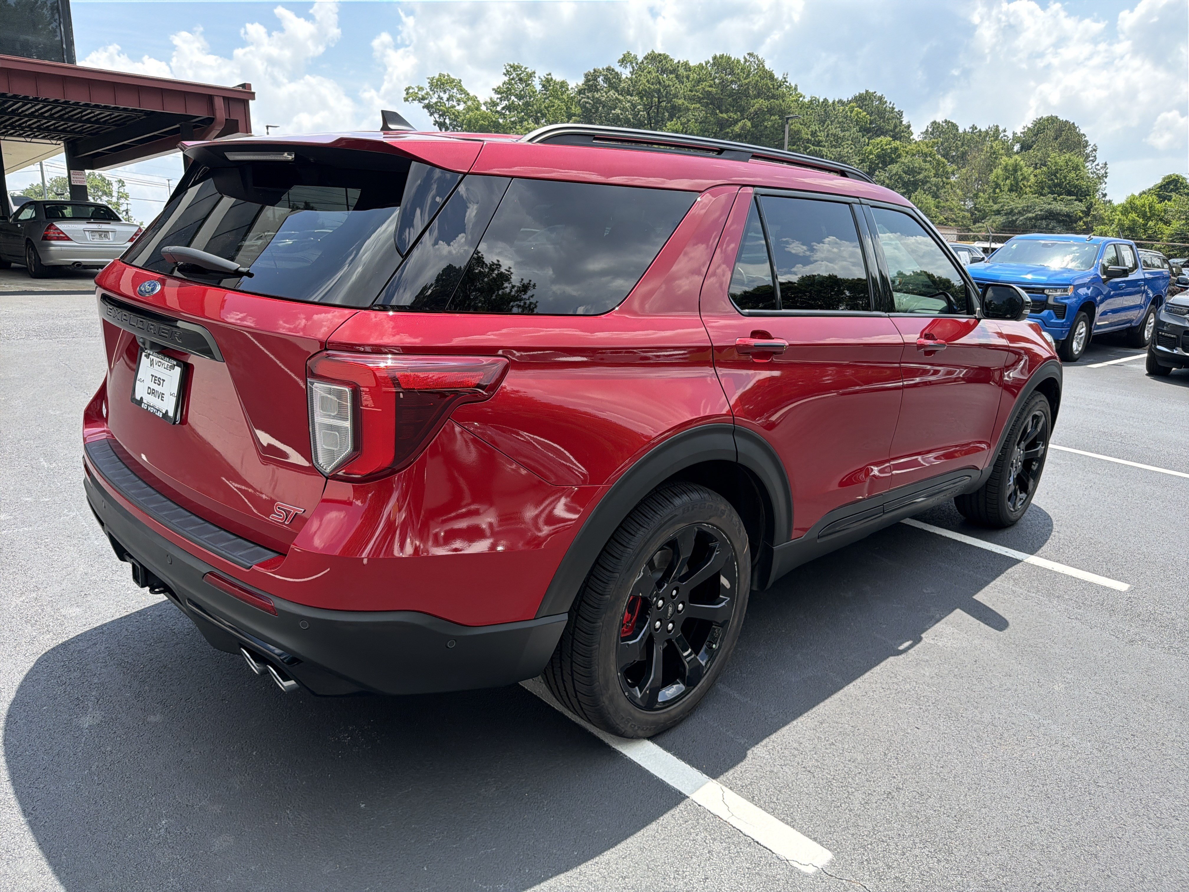 Used 2021 Ford Explorer ST w/ Equipment Group 401A AWD/4WD image 7