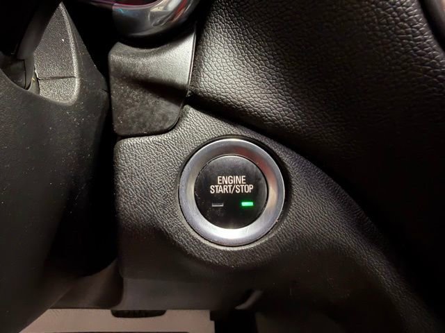 Used 2020 Chevrolet Equinox LT FWD image 36