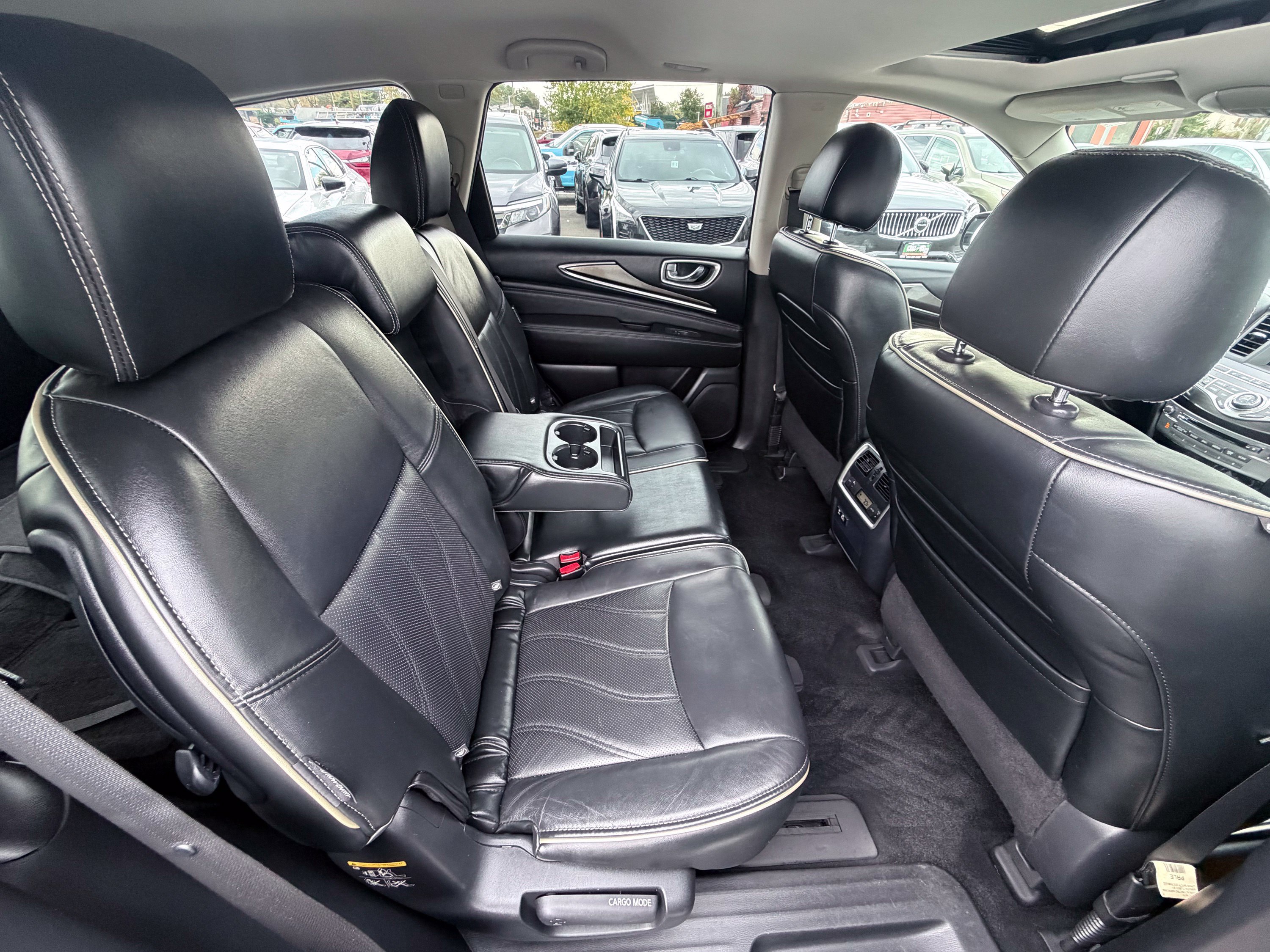 Used 2019 INFINITI QX60 Luxe w/ Essential Package AWD/4WD image 22