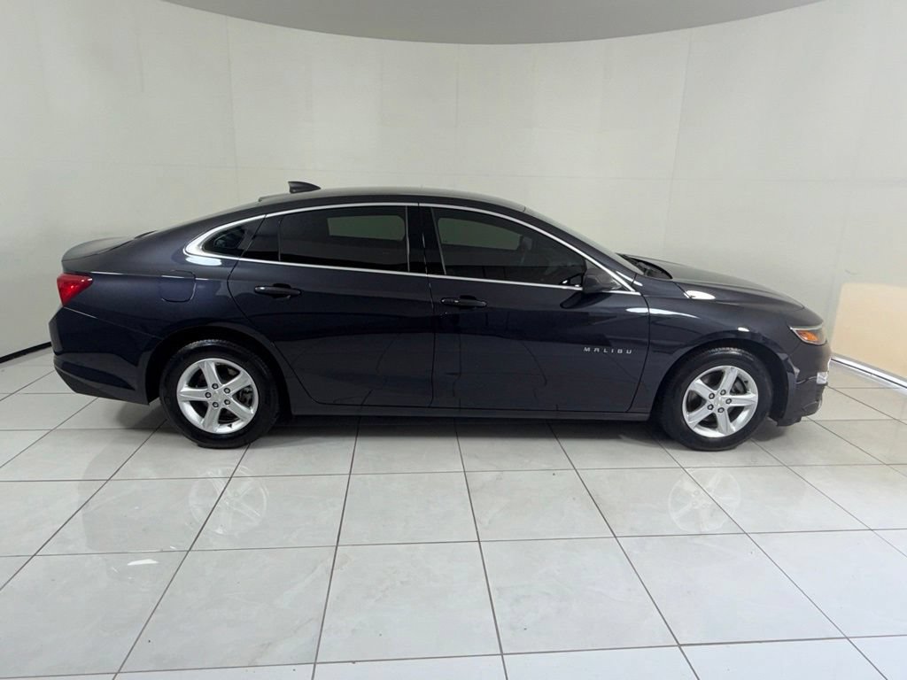 Used 2023 Chevrolet Malibu LS FWD image 4