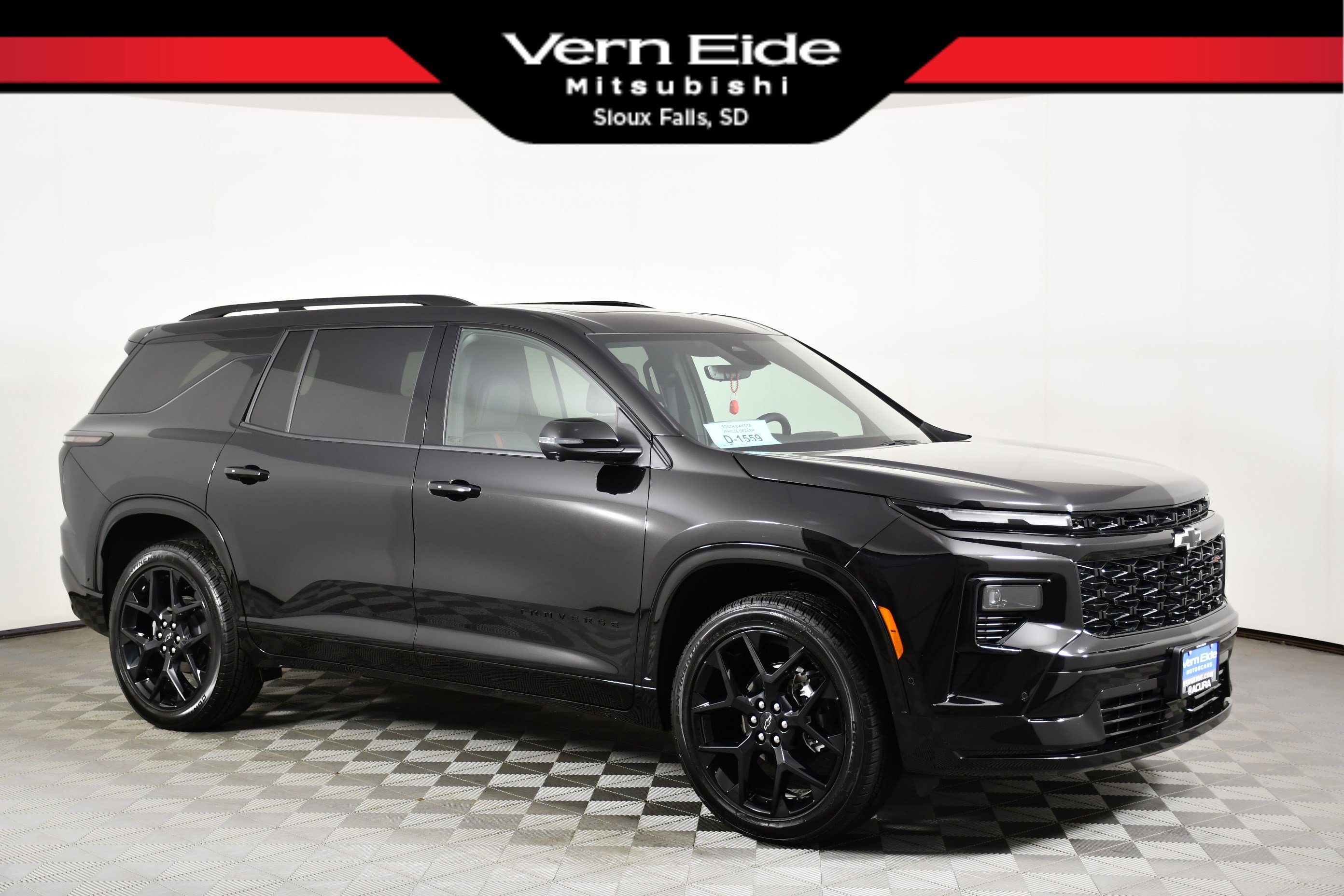 Used 2026 Chevrolet Traverse RS image 1